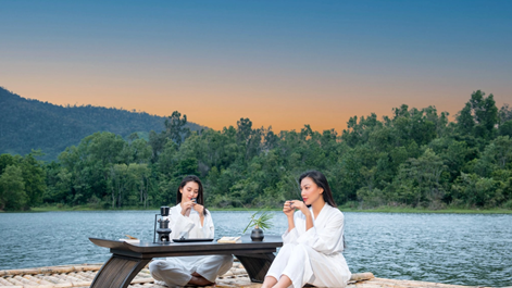 Điểm tin du lịch ngày 18.4:  Việt Nam vào top 5 điểm đến an toàn nhất cho nữ du khách độc hành