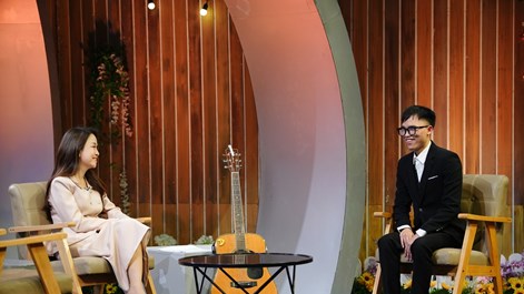 Những “bước đi trong hy vọng” của chàng trai khiếm thị  