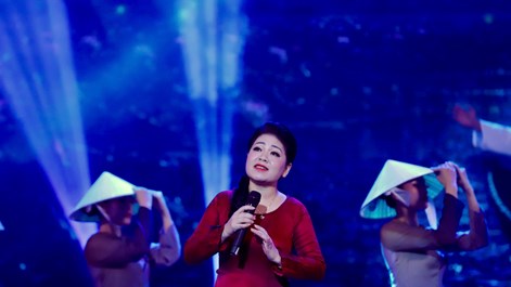 Chương trình nghệ thuật “Sáng mãi tên Người”: Dâng Người những giai điệu tháng Năm