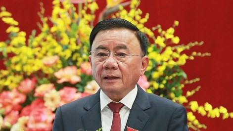 Bộ Chính trị ban hành quyết định mới về đột phá trong tuyển dụng và đãi ngộ cán bộ