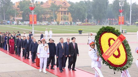 Lãnh đạo Đảng, Nhà nước vào Lăng viếng Chủ tịch Hồ Chí Minh nhân dịp Tết Bính Ngọ