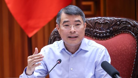 Thủ tướng: Sửa đổi, bổ sung các quy định liên quan để thúc đẩy hơn nữa hoạt động của Trung tâm tài chính