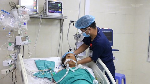 Điều trị sốc tim bằng kỹ thuật ECMO