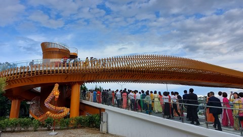 Đà Nẵng: Đưa vào hoạt động cầu đi bộ hữu nghị Việt - Nhật