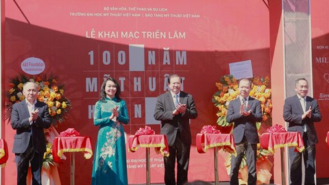 150 tác phẩm hội tụ tại triển lãm “100 năm Mỹ thuật hiện đại”