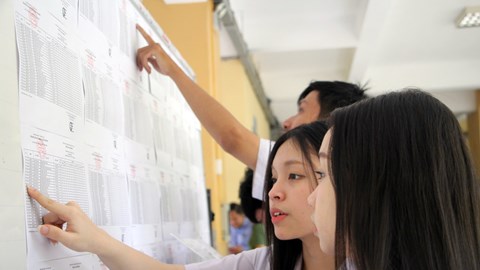 Xét tuyển bằng phương thức học bạ: Giữ hay bỏ