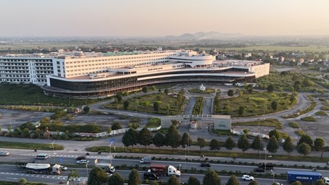 Yêu cầu đưa Cơ sở 2 Việt Đức, Bạch Mai vào sử dụng trước 30.11.2025