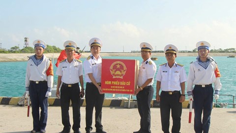 Trường Sa sẵn sàng cho ngày hội lớn của non sông