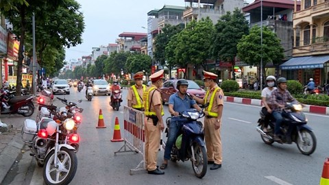 Cảnh sát giao thông được lập chốt đo nồng độ cồn ở đâu?