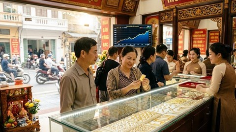 Giá vàng hôm nay 28.2: Thế giới tăng vọt lên 5.279 USD/ounce