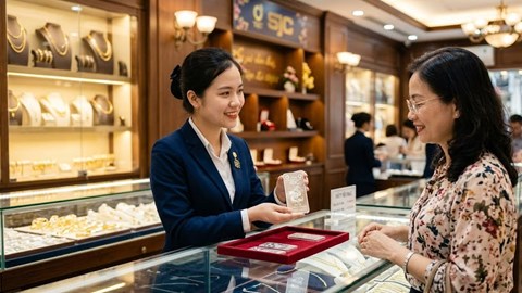 Giá vàng hôm nay 13.3: SJC tăng trở lại lên 186,3 triệu đồng/lượng