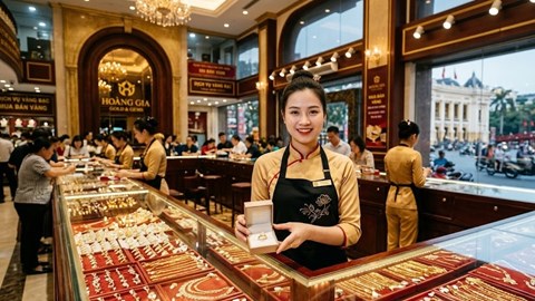 Giá vàng hôm nay 14.10: SJC đứng yên, vàng thế giới giảm nhẹ