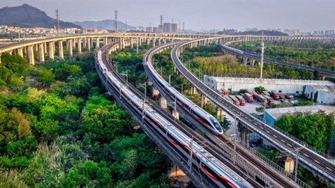 Hình mẫu toàn cầu và tầm nhìn kết nối giao thông quốc tế