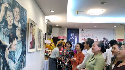 Triển lãm mỹ thuật “Mẹ và con”