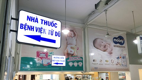 TP.HCM: Quảng cáo sữa, tã “tấn công” bệnh viện