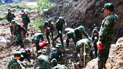 Quy tập thêm 115 hài cốt liệt sĩ tại Công viên Lê Thị Riêng