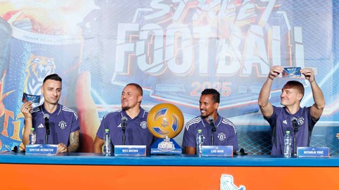Bốn huyền thoại Manchester United tiếp sức chung kết toàn quốc Tiger Street Football 2025