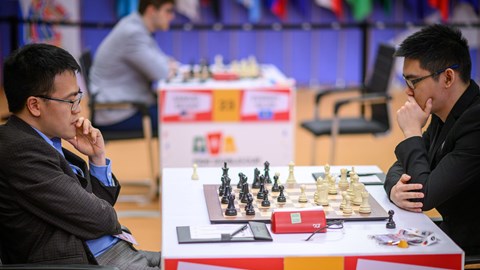 Thắng đối thủ người Mỹ, Quang Liêm vào vòng 4 World Cup cờ vua 2025