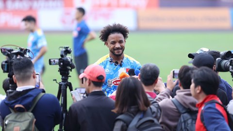 Xuân Son nói gì trong ngày tái xuất đội tuyển Việt Nam?