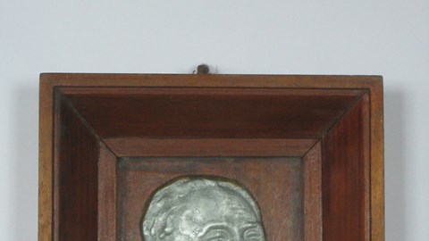  Hành trình sưu tầm những kỷ vật thiêng liêng về Người