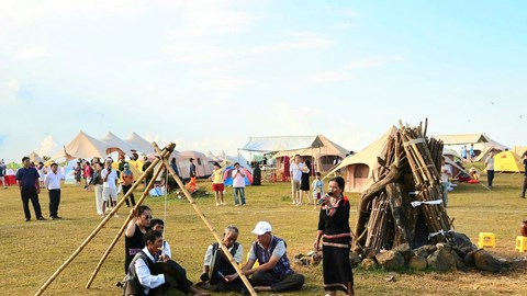  Đắm say làn điệu dân ca Hrê