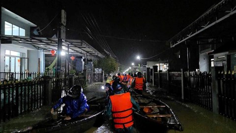 Cập nhật tình hình mưa lũ ở miền Trung