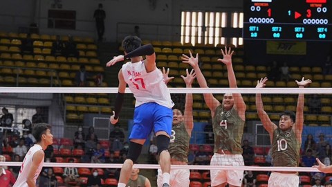 Highlight bóng chuyền nam Việt Nam vs Indonesia: Thua ngược đáng tiếc