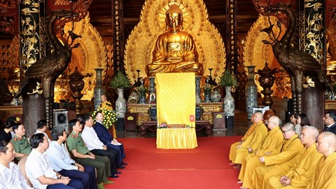 Bản sao Tôn tượng Đức Phật khổ hạnh được đặt tại chùa Bái Đính