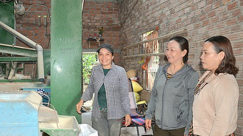 Phụ nữ huyện Nghĩa Hành học Bác, đoàn kết giúp nhau thoát nghèo