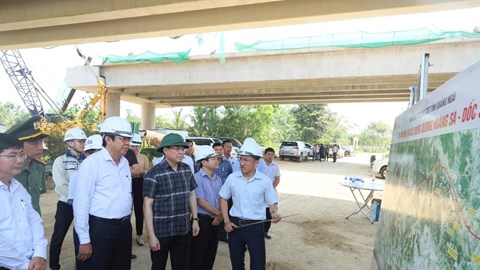 Tăng tốc giải phóng mặt bằng, tận dụng “thời điểm vàng” để bứt tốc hạ tầng giao thông