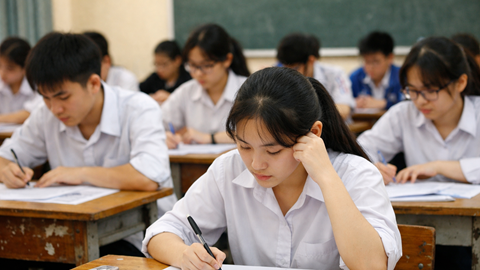 Thi lớp 10 Hà Nội 2026: Mở rộng nguyện vọng, thêm trường mới nhưng áp lực vẫn lớn