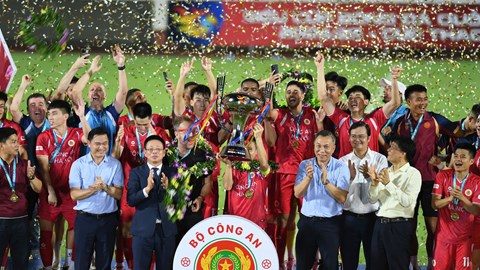 CLB Công an Hà Nội vô địch Siêu cúp Quốc gia 2024/25 