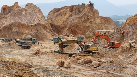 Thanh Hóa “siết” 90 mỏ khoáng sản: Trúng rồi, sao vẫn chưa khai thác?