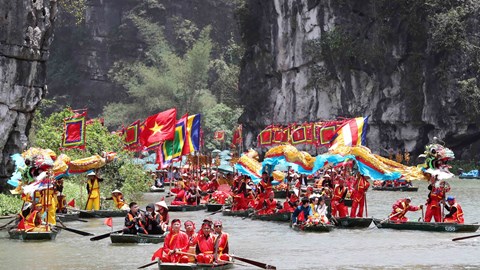 “Tràng An - Di sản ngàn năm, hồn thiêng sông núi"