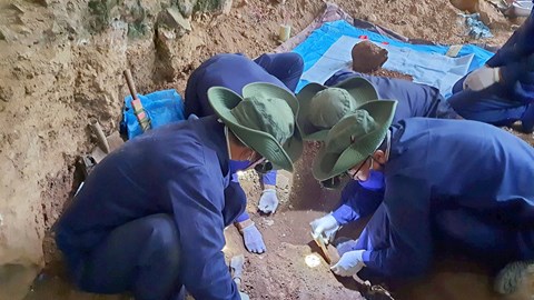 Tìm kiếm, quy tập 65 hài cốt liệt sĩ hy sinh trên đất bạn Lào