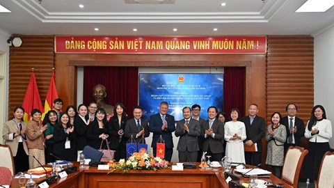 Thúc đẩy đối thoại với các doanh nghiệp châu Âu, mở rộng hợp tác phát triển du lịch