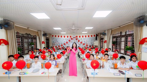 Bộ Chính trị ban hành Nghị quyết về đột phá phát triển giáo dục và đào tạo