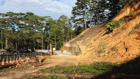 Lâm Đồng: Hơn 9 tỉ đồng khắc phục sự cố sạt lở trên đèo D’Ran và Gia Bắc