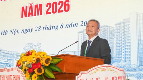 Lời nhắn nhủ của Hiệu trưởng Trường ĐH Y Dược tới hơn 400 tân bác sĩ, dược sĩ