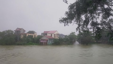 Quảng Trị: Mưa lớn gây chia cắt nhiều nơi