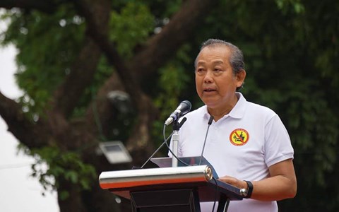 Gần 8.000 người xuống đường tuần hành ủng hộ “Đã uống rượu bia – Không lái xe” - Anh 1