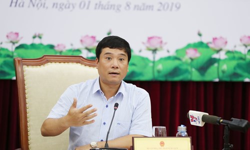 Cân nhắc quy định lấp “lỗ hổng” trong cấp phép thi sắc đẹp - Anh 2