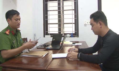 Bắt giam thanh niên lừa “chạy án” để chiếm đoạt tài sản - Anh 1