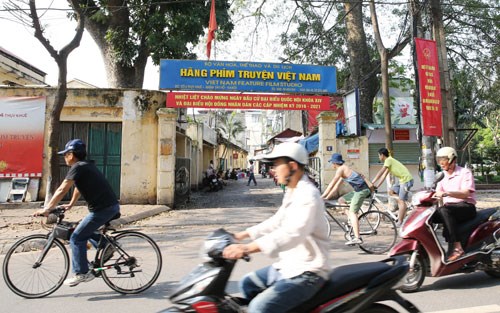 Xung quanh việc cổ phần hóa Hãng Phim truyện VN: Lãnh đạo Công ty “rối trí” - Anh 2