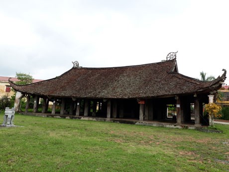 Di tích quốc gia đình Đình Chu “oằn mình” kêu cứu - Anh 1