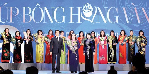 “Bông hồng Vàng” đất Võ - Anh 1