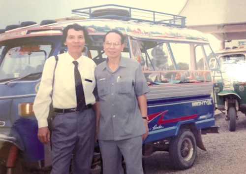 Kỷ niệm mãi còn xanh... - Anh 1