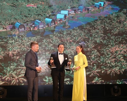 Những giải thưởng cao quý nhất của World Travel Awards 2017 dồn dập trao cho Việt Nam - Anh 2