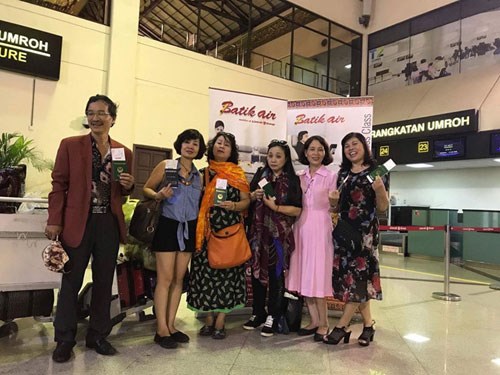 Núi lửa Agung phun trào, ít nhất 24 người Việt mắc kẹt ở Bali - Anh 1