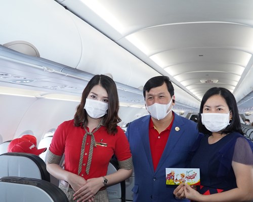 Sân bay Vân Đồn mở cửa trở lại đón chuyến bay Vietjet đầu tiên - Anh 4